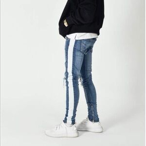 Lakenzie Side Stripe Distressed Ankle Zipper Jean